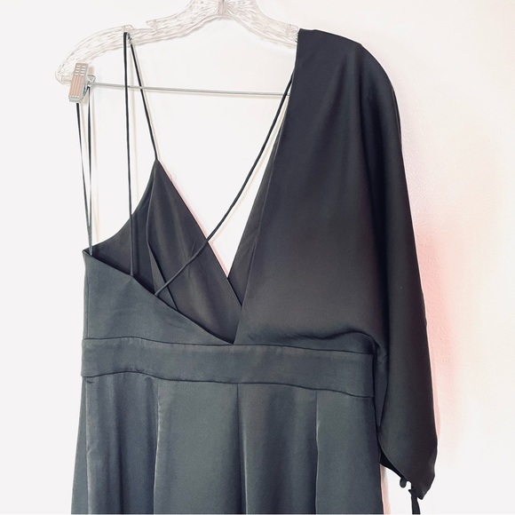 KEEPSAKE THE LABEL Black Asymmetric Uncovered Jumpsuit Size Large - Picture 12 of 13